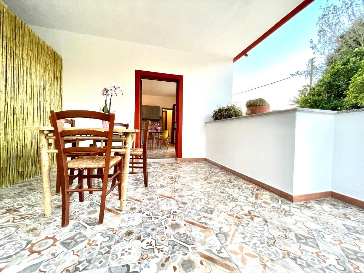 Appartamento La Casa Coloniale Bari Sardo Esterno foto