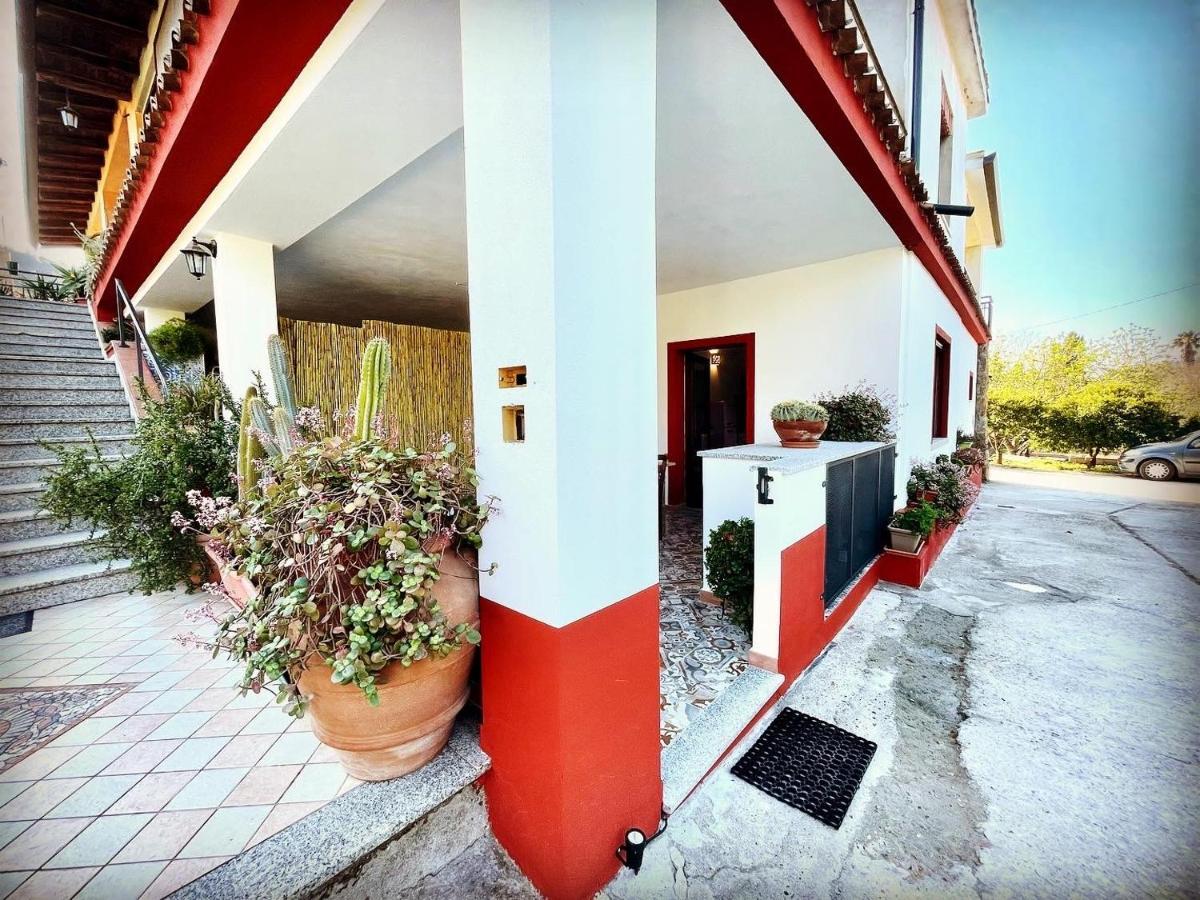 Appartamento La Casa Coloniale Bari Sardo Esterno foto